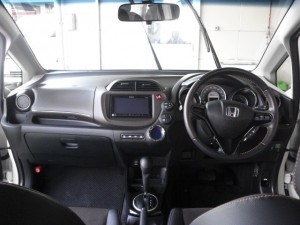 フィットシャトル③